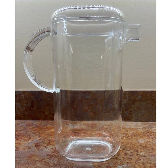 LUIGI MASSONI VINTAGE GUZZINI LUCITE MCM ACRYLIC JUG PITCHER Made in Italy - Picture 1 of 5